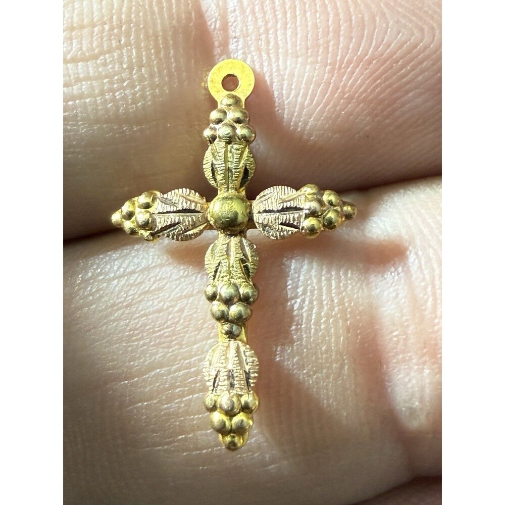 Vintage 10K Black Hills Gold Grape Leaf Cross Pendant Tri-Color Rose Yellow Gold